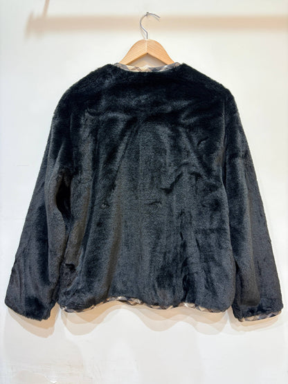 Wendbare Kunstpelzjacke, kariert, mit rundem Kragen
