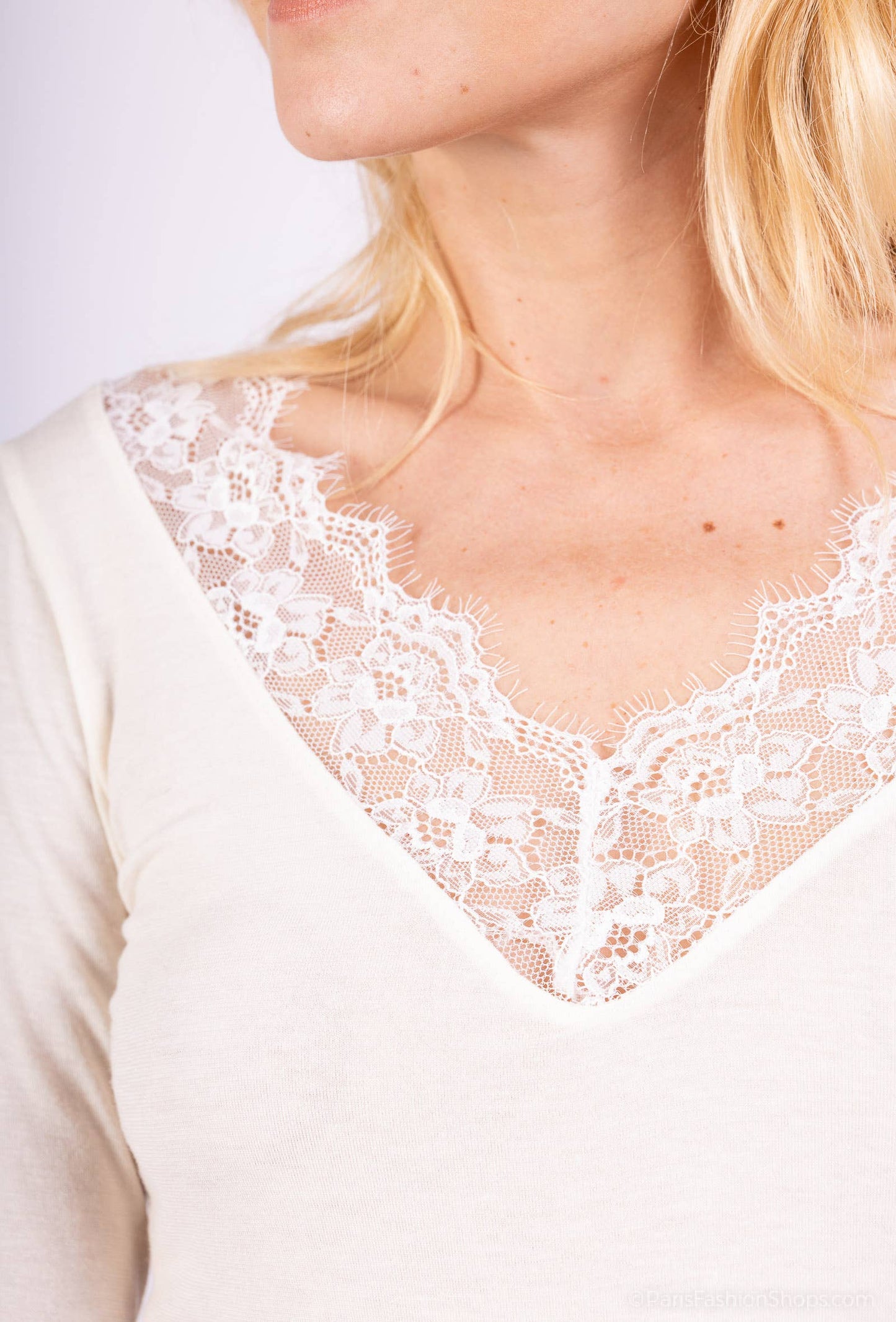 Leichtes V-Ausschnitt Langarmshirt mit Spitze 15% Kaschmir