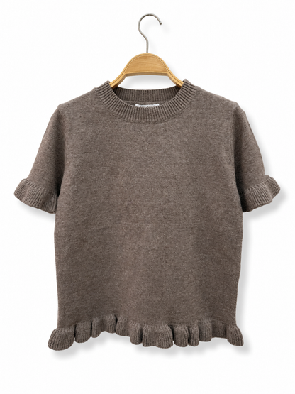 Einfarbiger Strickpullover mit Rüschen