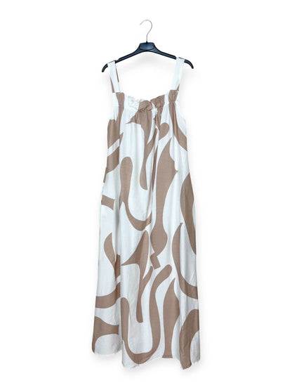 Langes Kleid mit abstrakten Mustern