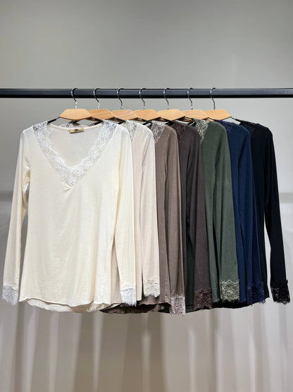 Leichtes V-Ausschnitt Langarmshirt mit Spitze 15% Kaschmir