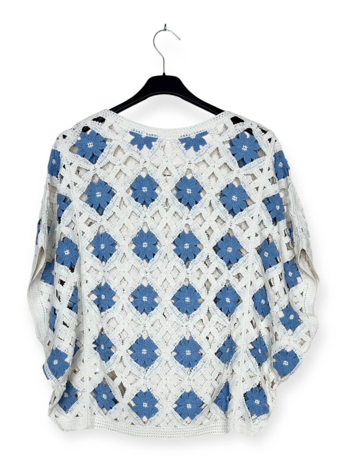 Durchbrochenes Top mit Blumenmuster