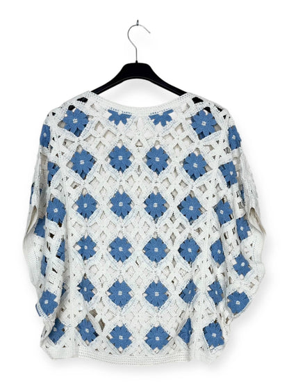 Durchbrochenes Top mit Blumenmuster