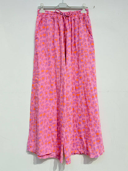 Bedruckte Hose aus Baumwollgaze Musselin LEOPARD
