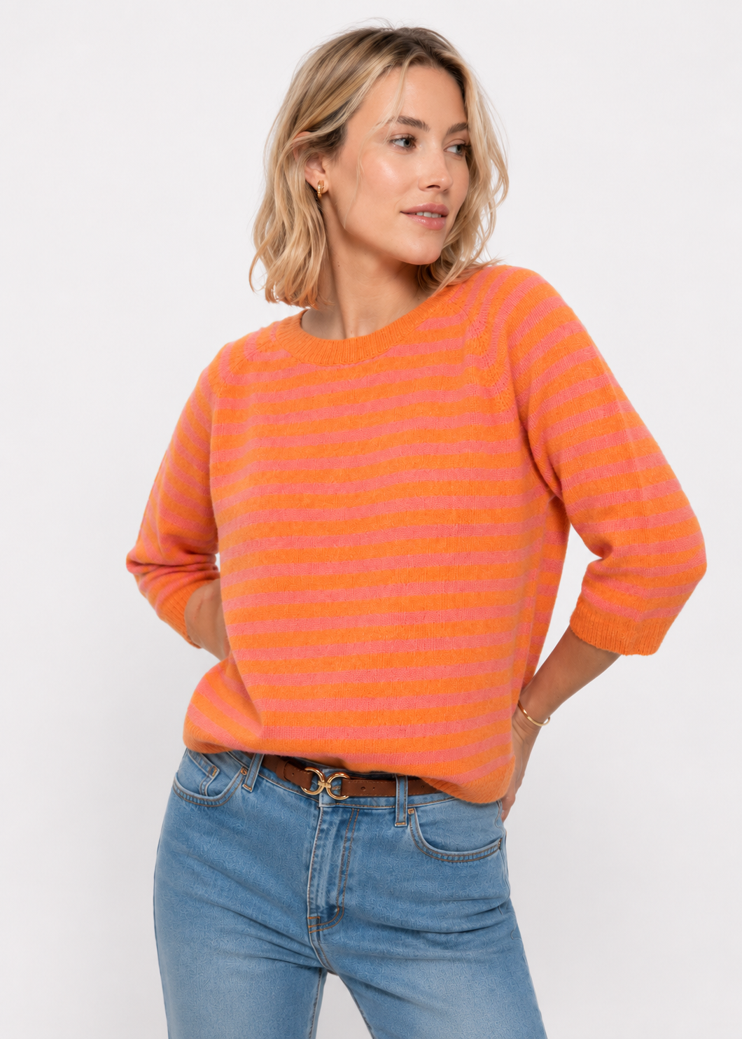 ✨ Weicher gestreifter Strickpullover — Oversize-Schnitt