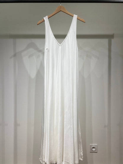 Maxikleid mit V-Ausschnitt und breiten Trägern