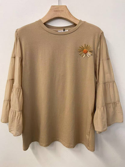 Kurzarm-T-Shirt mit Stickerei