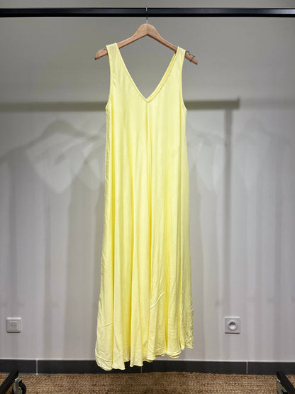 Maxikleid mit V-Ausschnitt und breiten Trägern