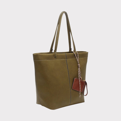Tasche mit kleinem Zubehör und Reißverschluss