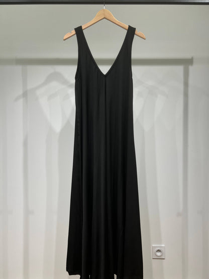 Maxikleid mit V-Ausschnitt und breiten Trägern