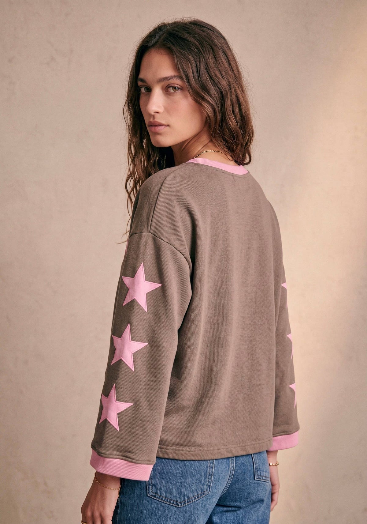Oversize-Sweatshirt, Rundhalsausschnitt, Sterne, Baumwolle, zweifarbig