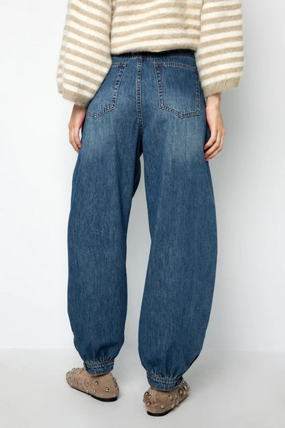 Ballonjeans mit Knopfleiste