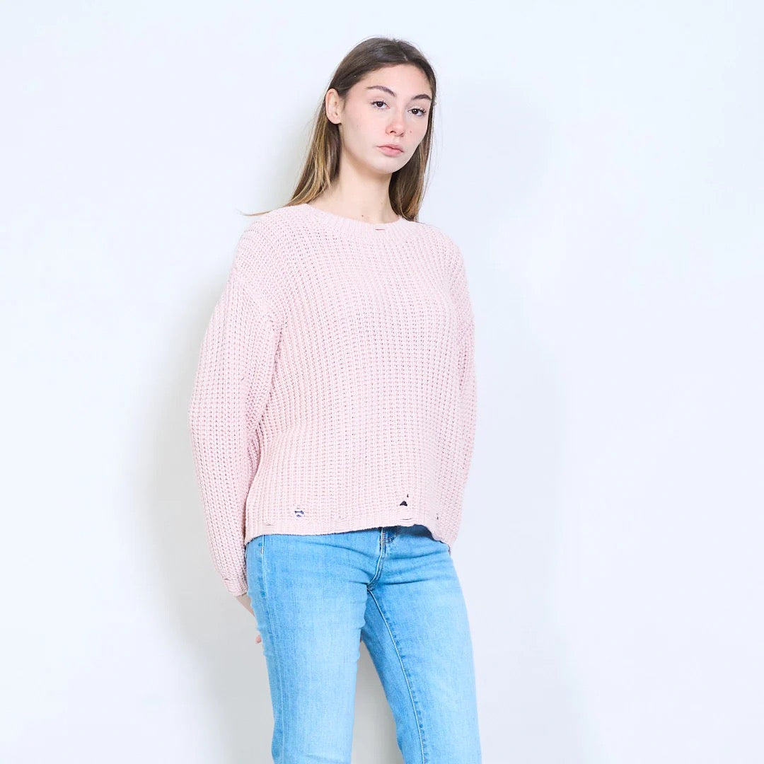 Langärmliger, lockerer Strickpullover mit grobem Rippstrick und Rundhalsausschnitt