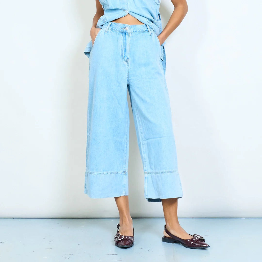 Jeans-Bermudashorts mit entspannter Passform und Vordertaschen