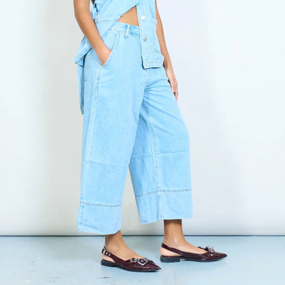 Jeans-Bermudashorts mit entspannter Passform und Vordertaschen