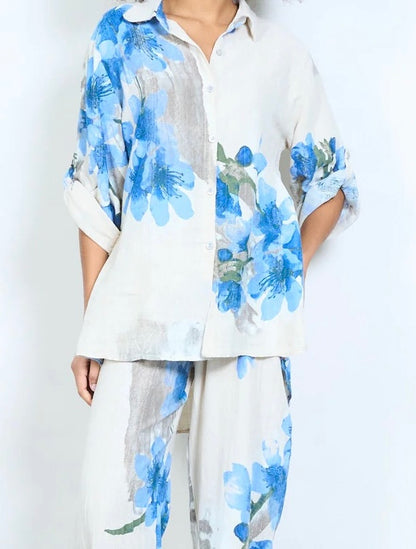 Bluse mit aufrollbarem Ärmel und Knopfleiste mit abstraktem Blumendruck