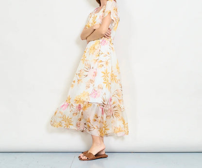 Aquarellblütendruckschichtkleid mit elastischer Taille