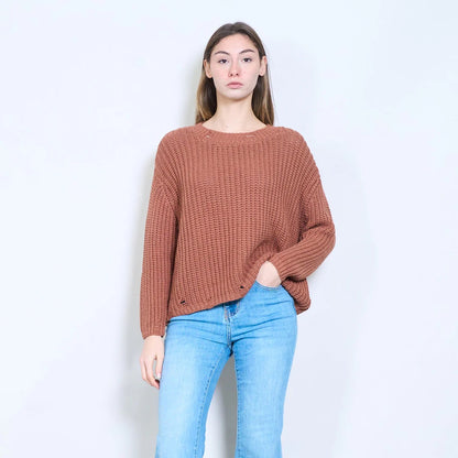 Langärmliger, lockerer Strickpullover mit grobem Rippstrick und Rundhalsausschnitt