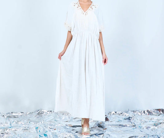 Sticked V-Ausschnitt Maxi Kleid