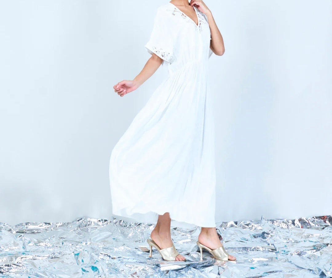 Sticked V-Ausschnitt Maxi Kleid