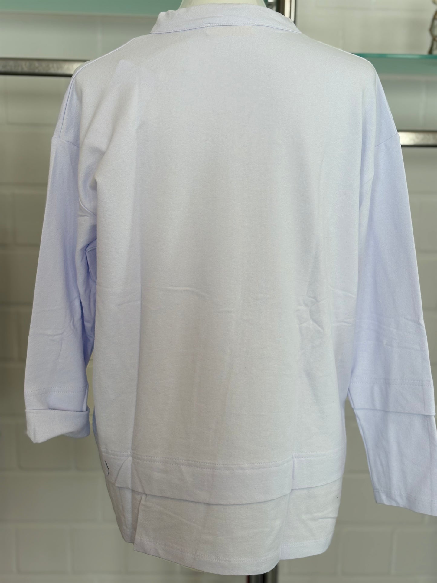 Sweatshirt Layer Look