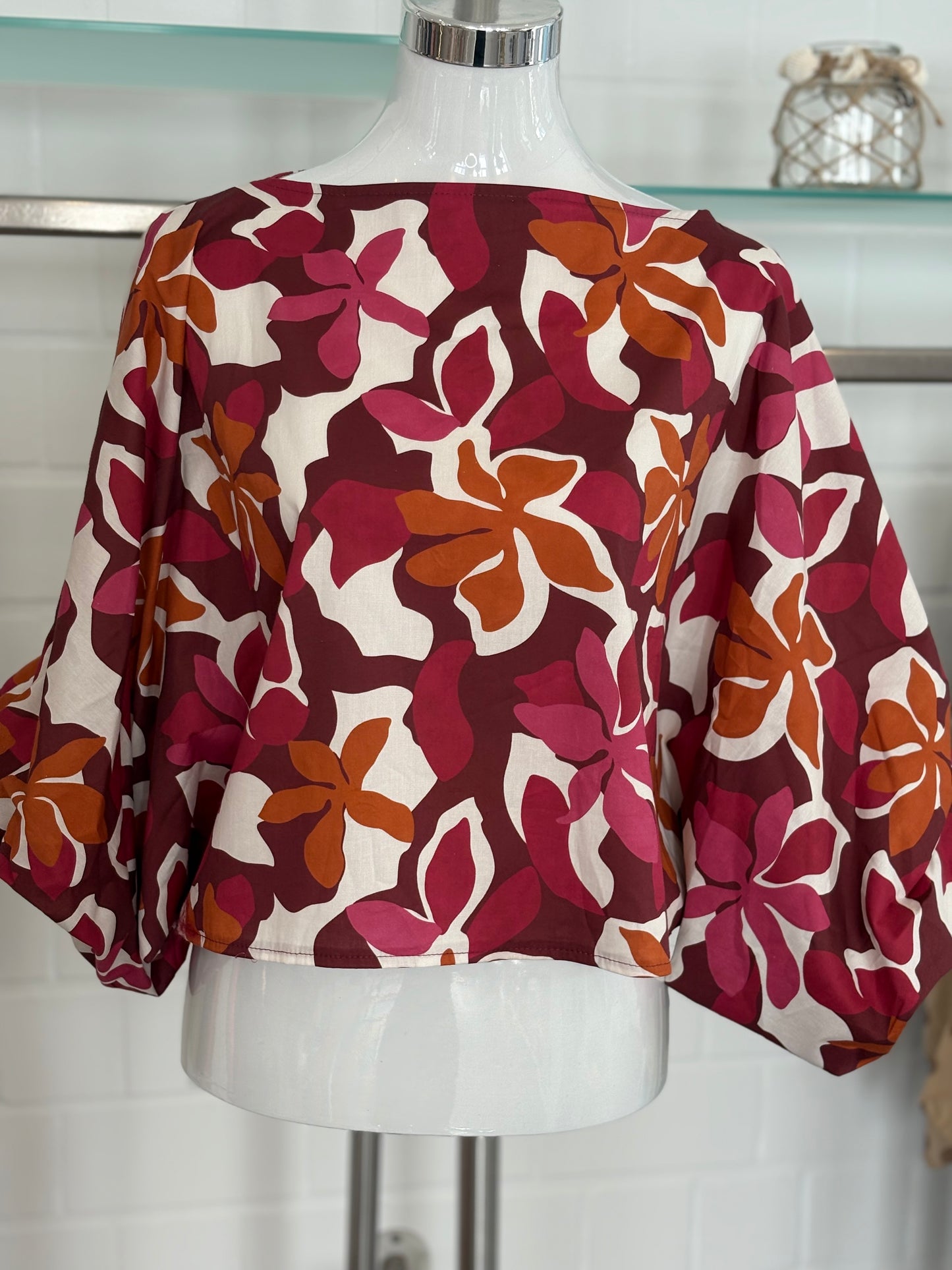Bluse Blumen Ärmel mit Knopf