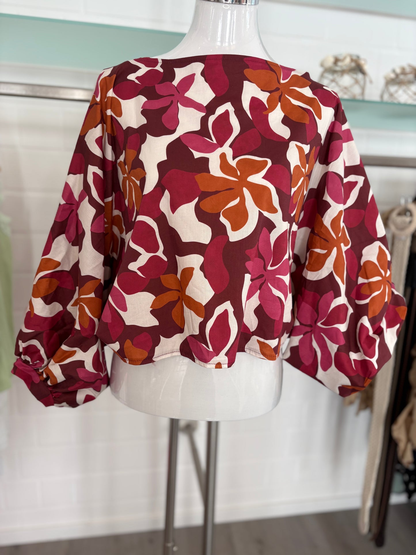 Bluse Blumen Ärmel mit Knopf