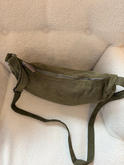 Tasche Feincord klein
