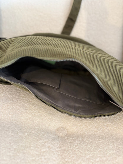 Tasche Feincord klein