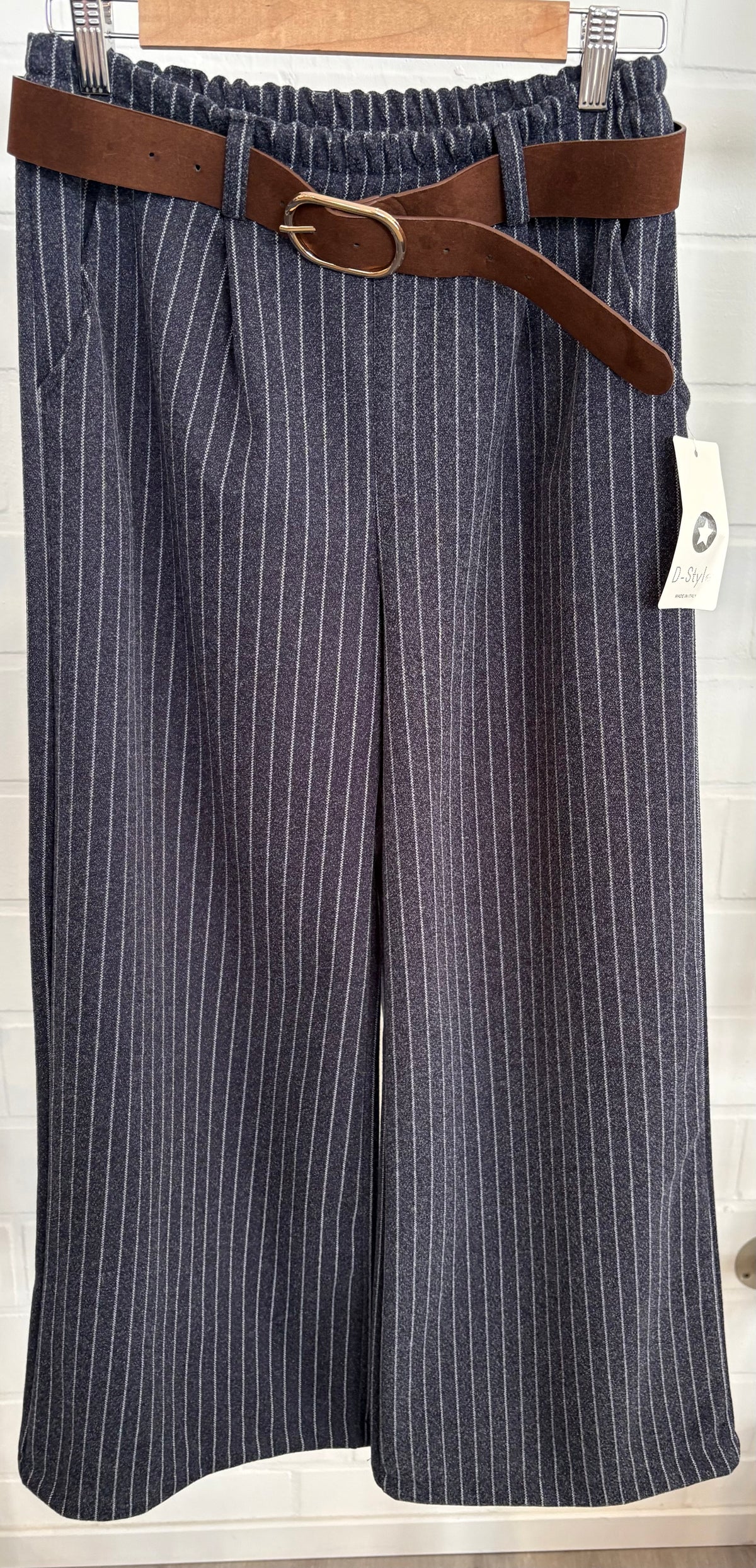 Nadelstreifenhose