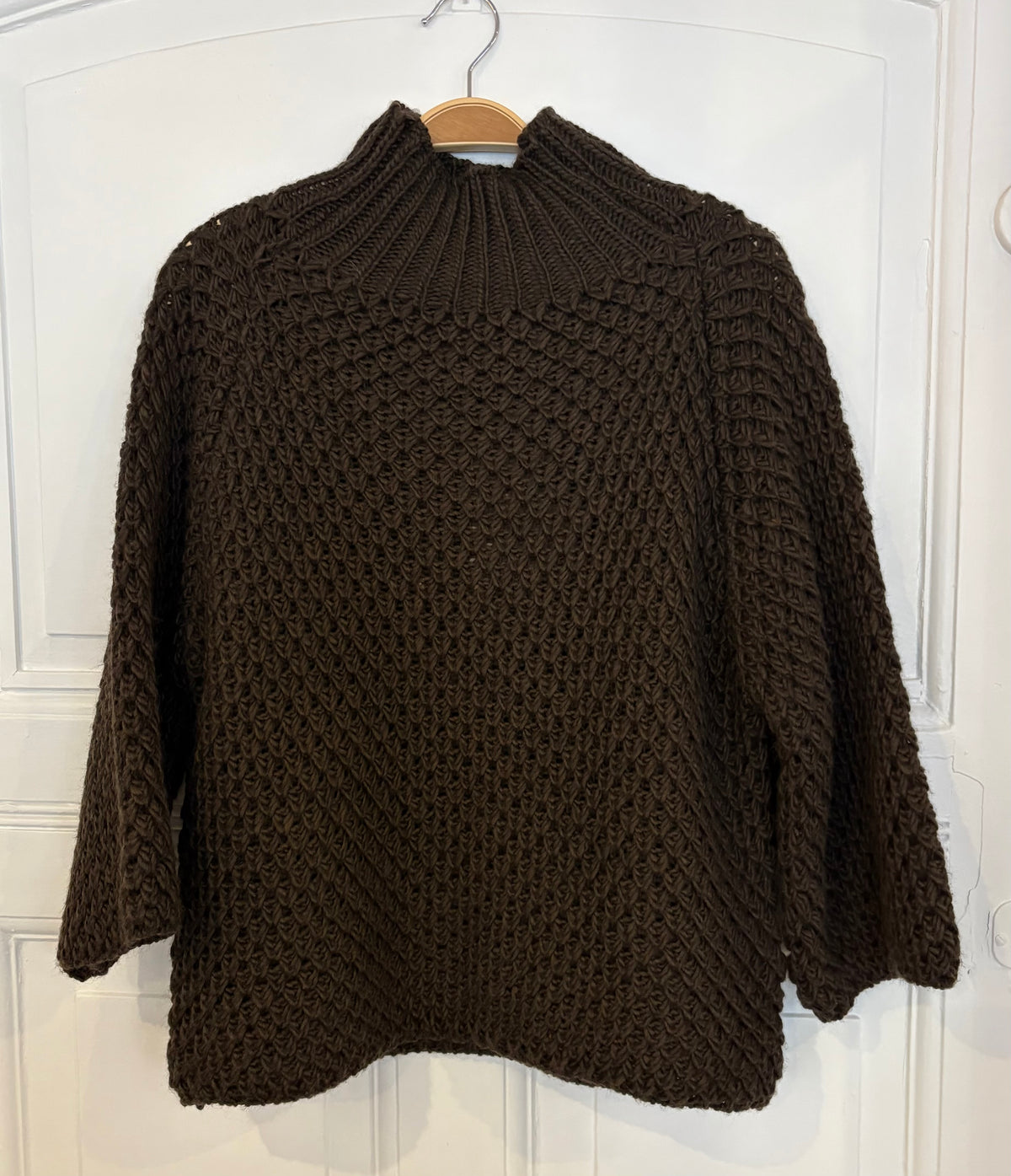 Oversize-Pullover aus dickem Strick mit Stehkragen