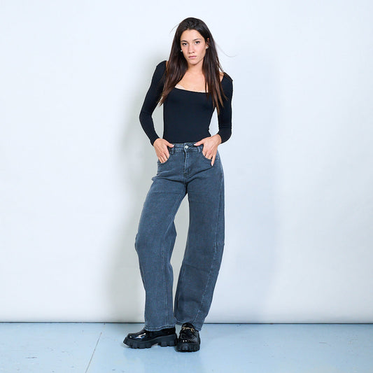 Hochgeschnittene Jeans