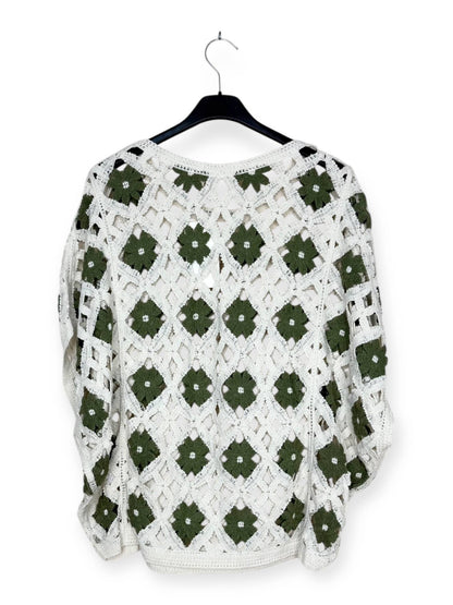 Durchbrochenes Top mit Blumenmuster