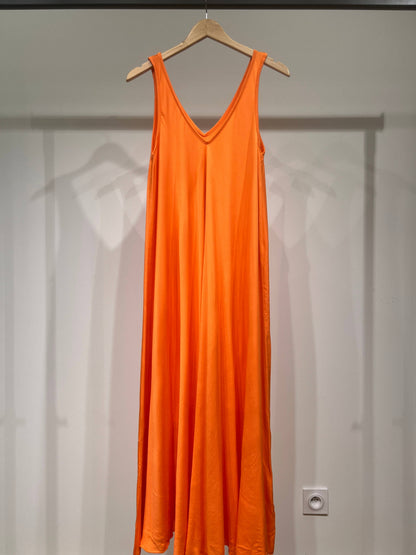 Maxikleid mit V-Ausschnitt und breiten Trägern