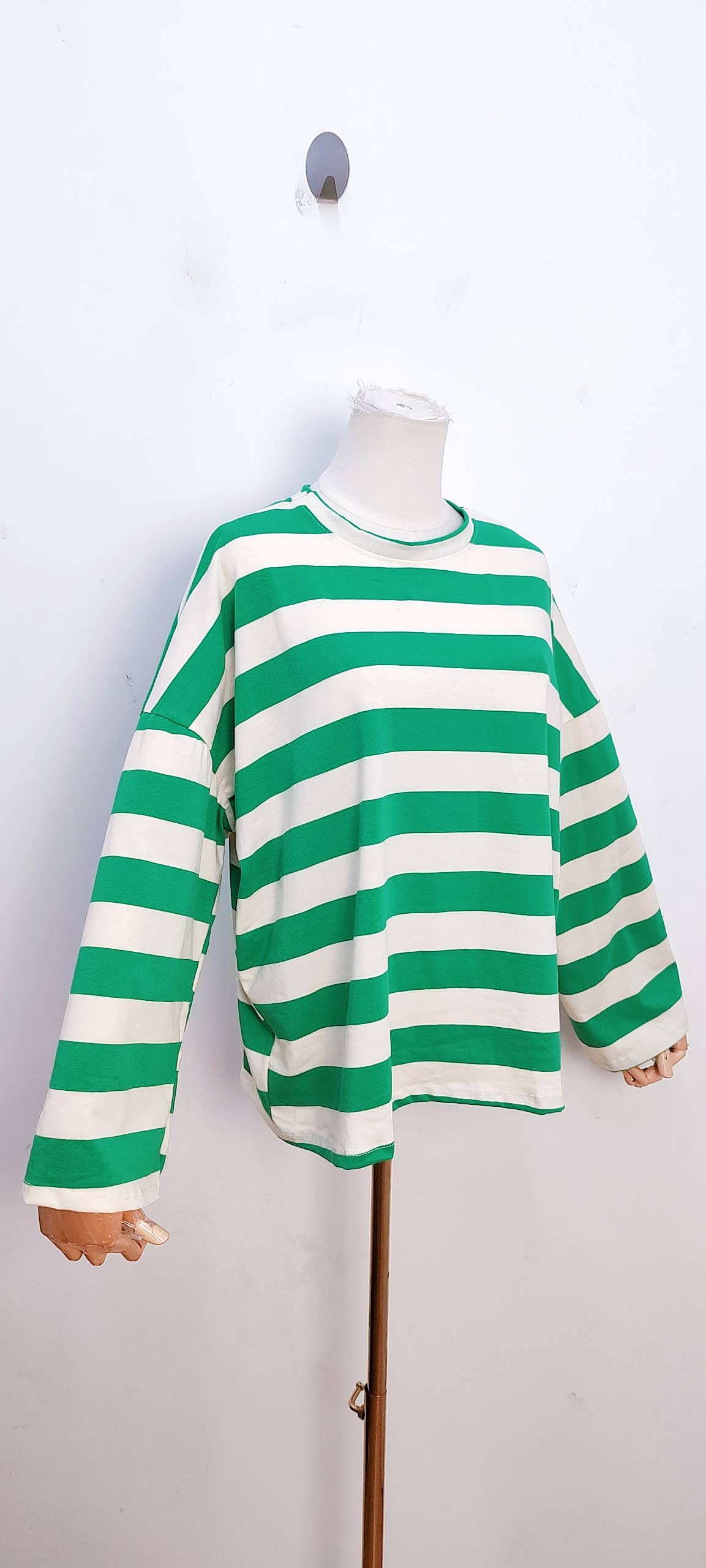 Oversize-gestreiftes Langarm-T-Shirt