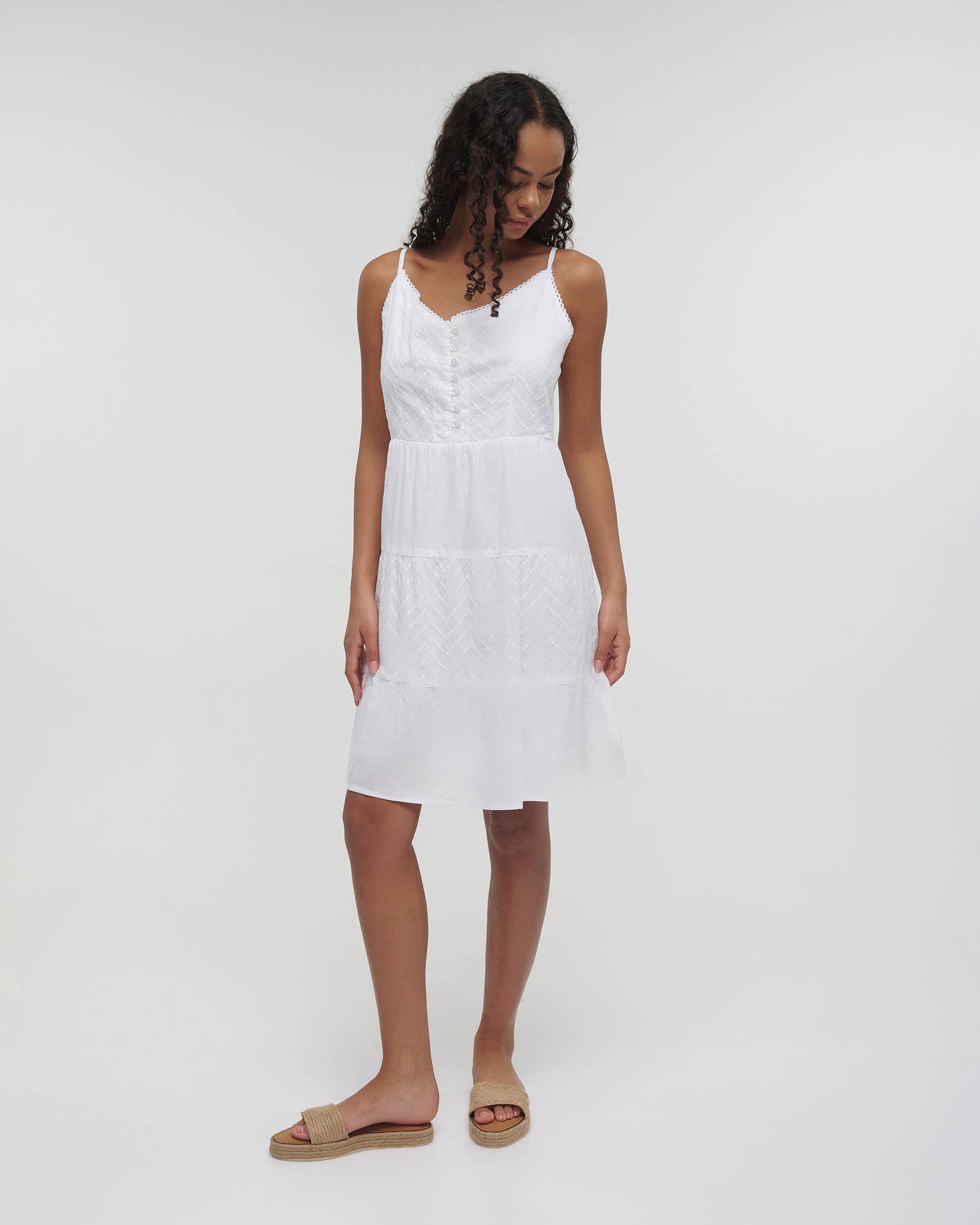 Ärmelloses Kleid mit Knöpfen in Weiß Einheitsgröße