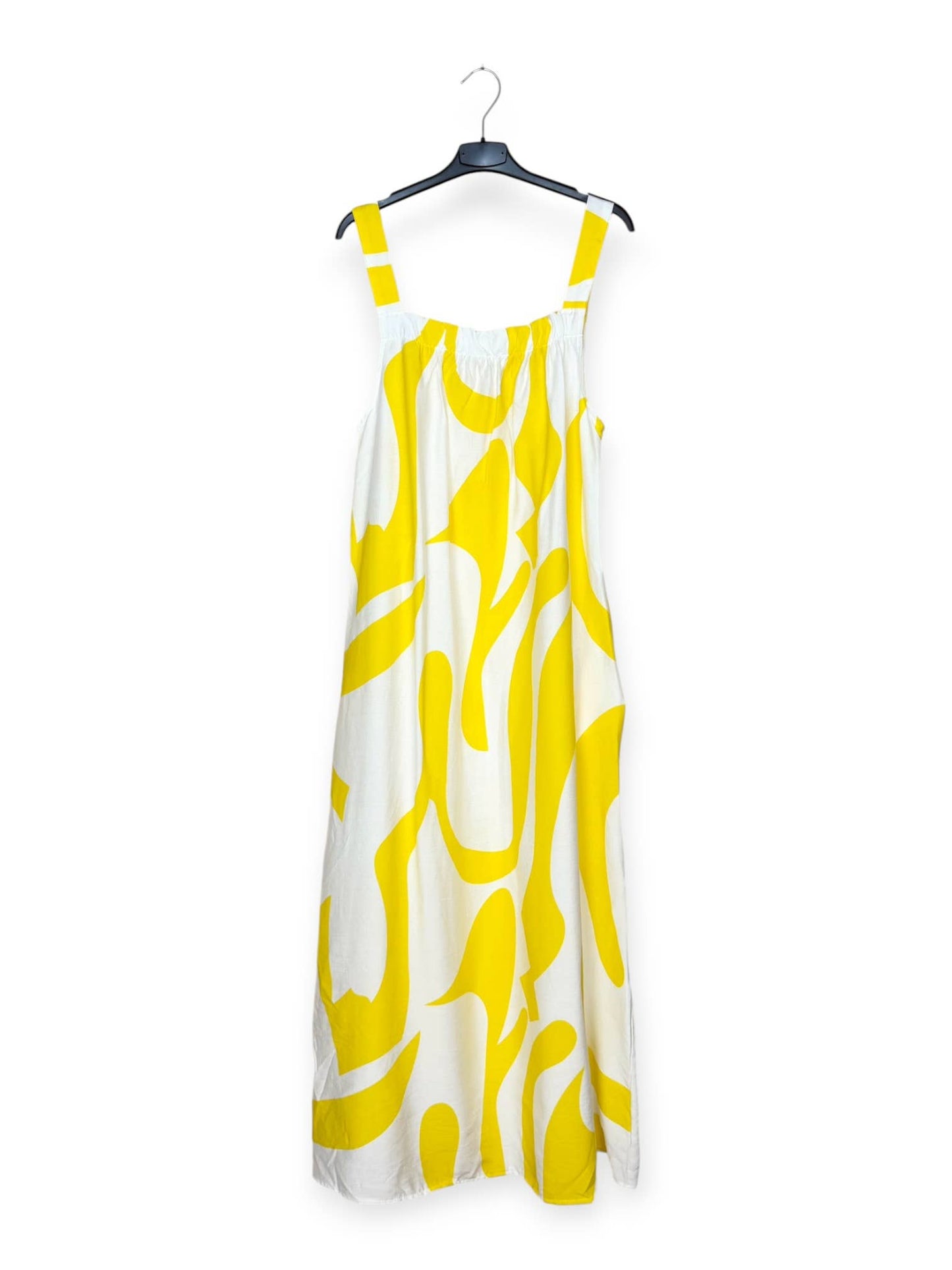 Langes Kleid mit abstrakten Mustern