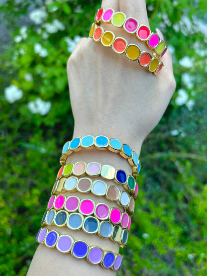 Buntes Armband mit Elastik